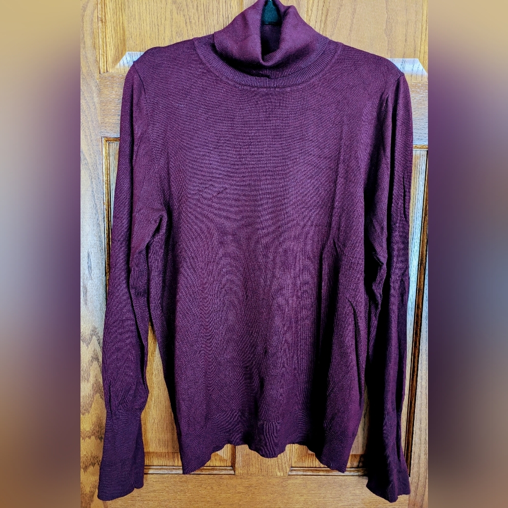 Susina Deep Burgundy Fine Knit Turtleneck Sweater - Size L